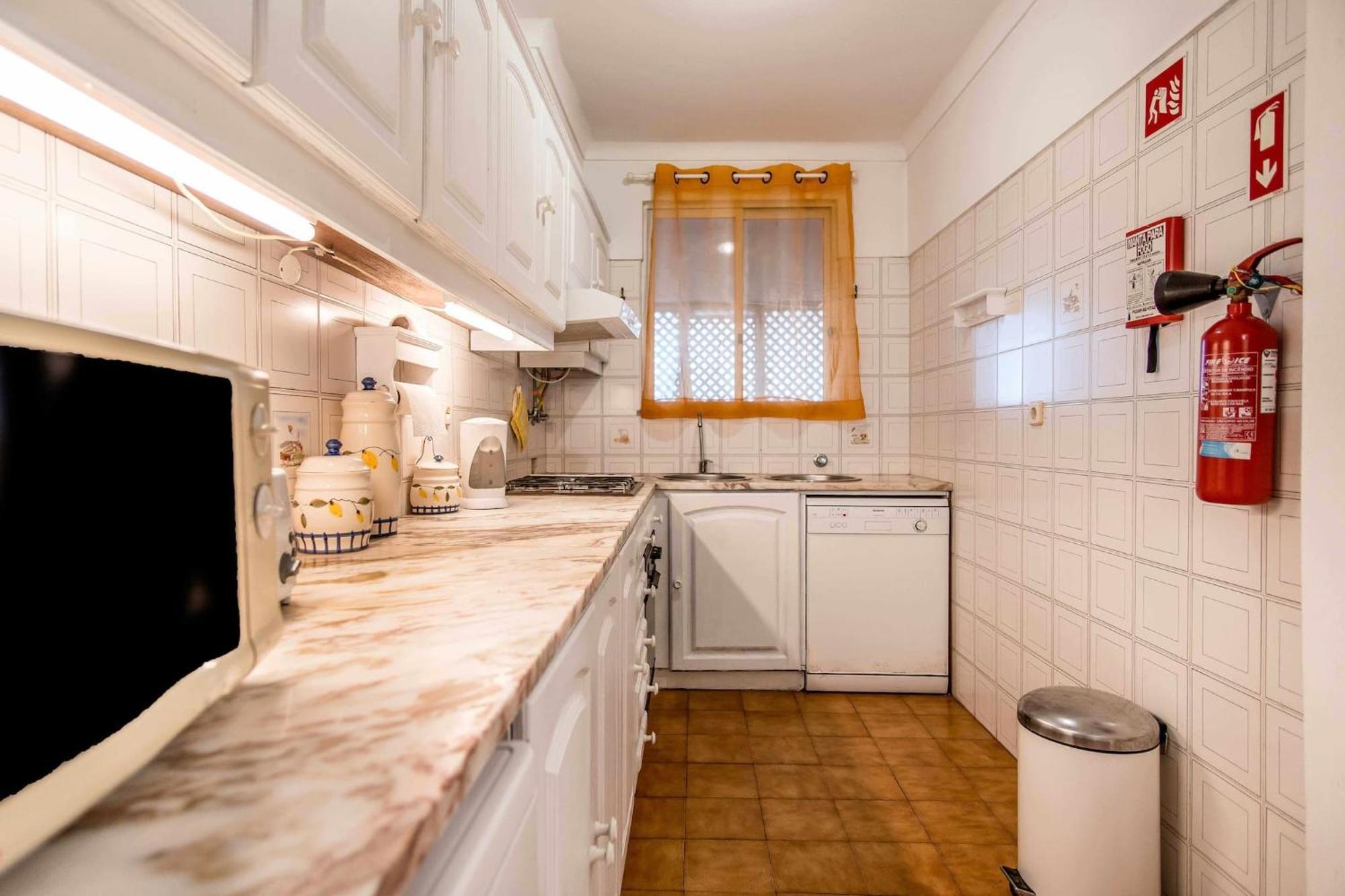 Casa Falesia T2 - Garden View - 5 Min From The Beach - Wifi オーリョス・デ・アーグァ エクステリア 写真