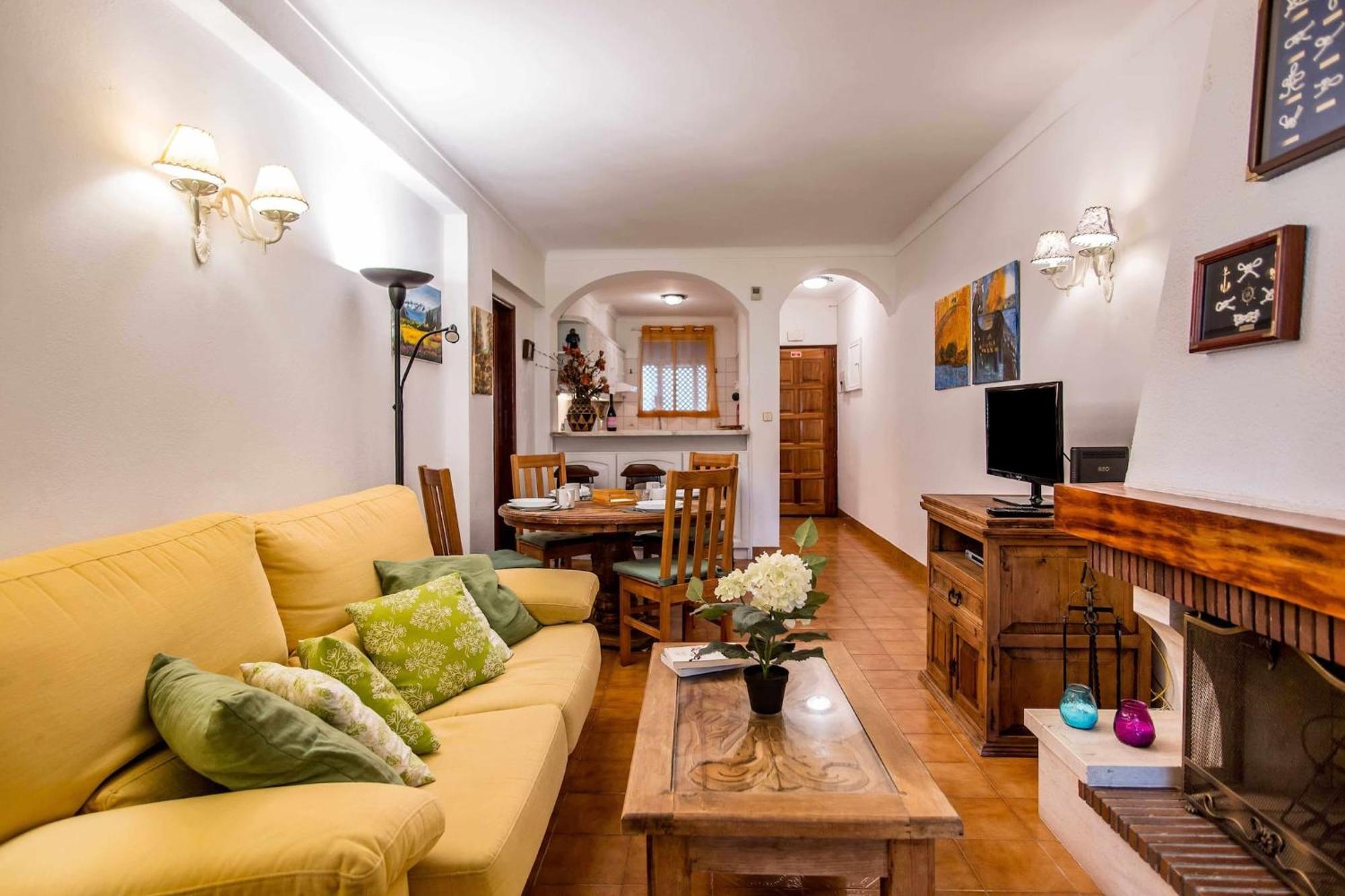 Casa Falesia T2 - Garden View - 5 Min From The Beach - Wifi オーリョス・デ・アーグァ エクステリア 写真